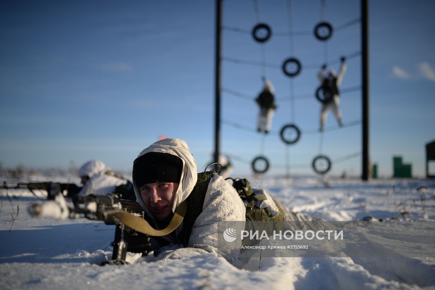Подготовка военнослужащих мотострелкового соединения ЦВО в Новосибирске