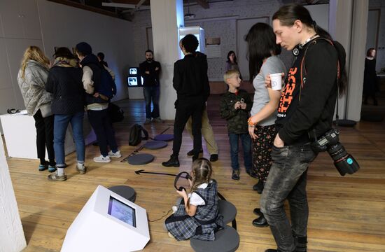 Открытие выставки "Polytech.Science.Art: Наука.Искусство.Технологии"