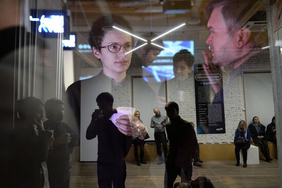 Открытие выставки "Polytech.Science.Art: Наука.Искусство.Технологии"