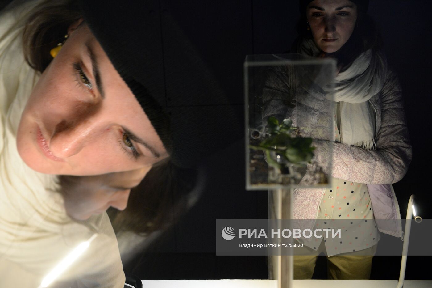 Открытие выставки "Polytech.Science.Art: Наука.Искусство.Технологии"