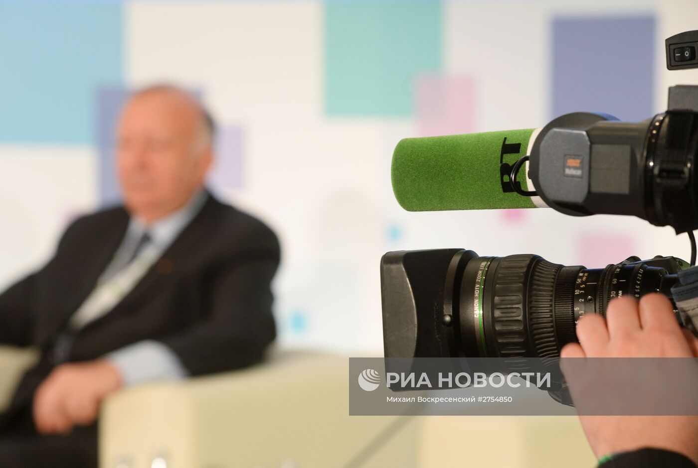 Конференция RT "Информация, политика, СМИ: формирование нового миропорядка"