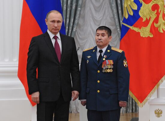 Президент РФ В.Путин вручил государственные награды в Кремле