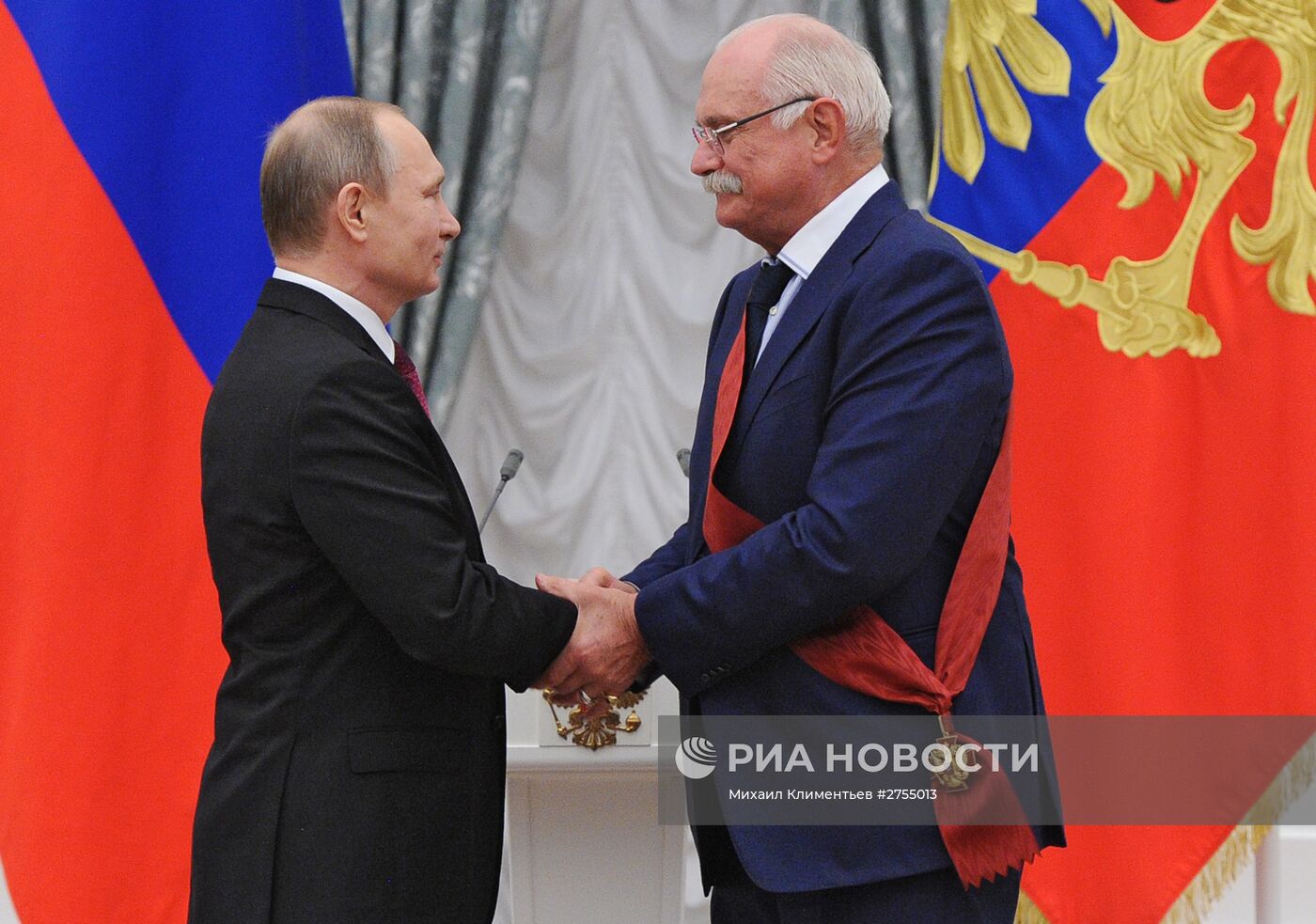 Президент РФ В.Путин вручил государственные награды в Кремле