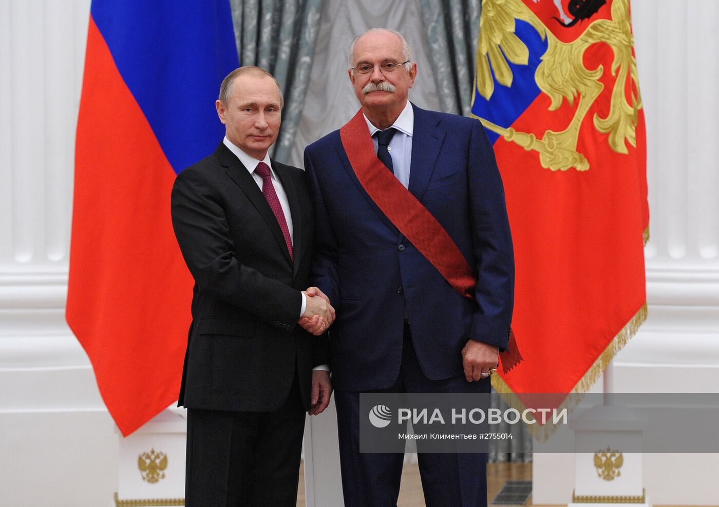 Президент РФ В.Путин вручил государственные награды в Кремле