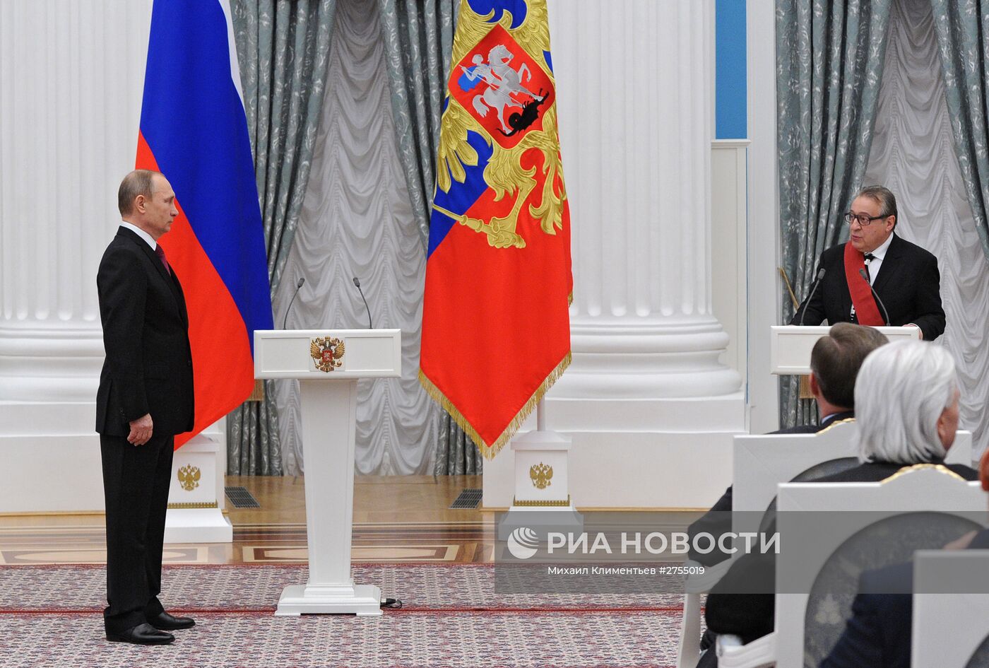 Президент РФ В.Путин вручил государственные награды в Кремле