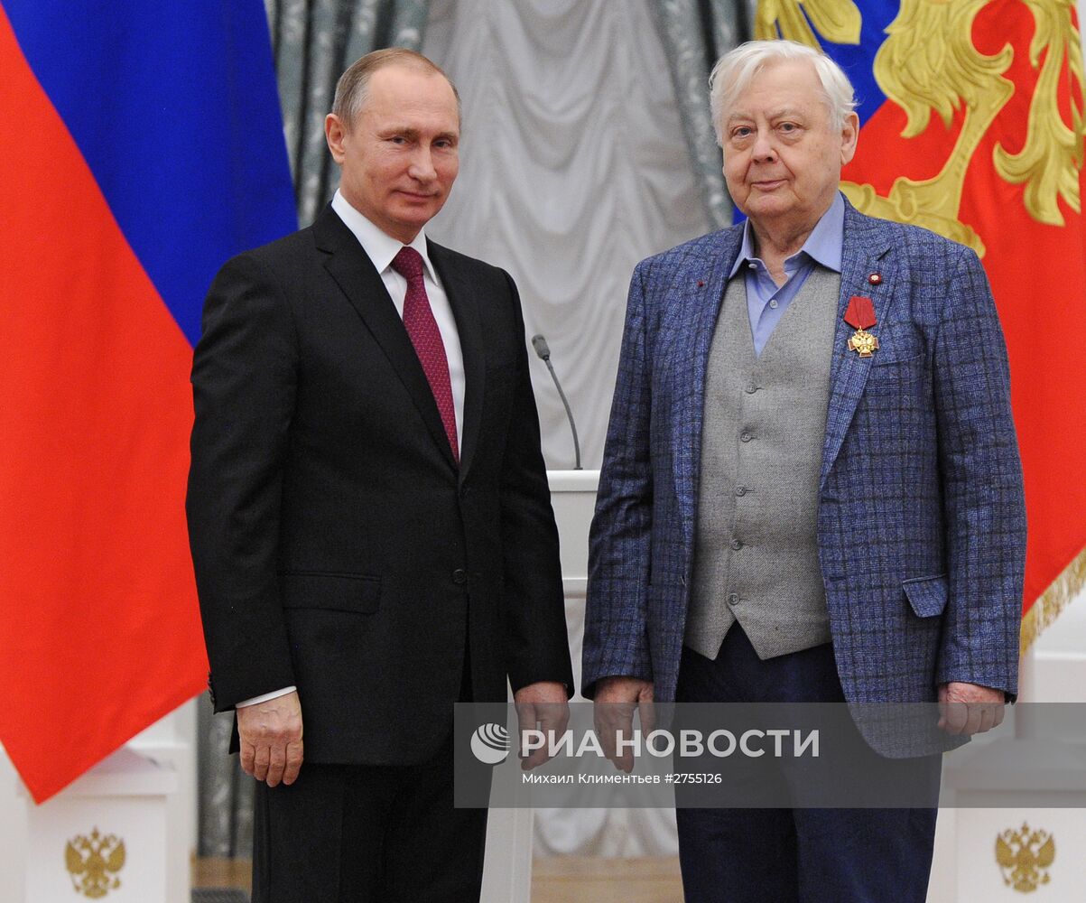 Президент РФ В.Путин вручил государственные награды в Кремле