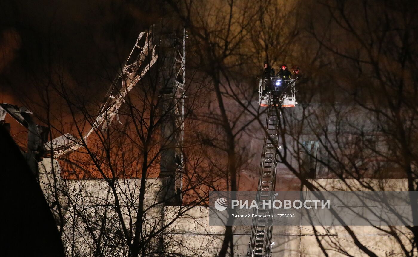 Пожар на Тушинском машиностроительном заводе в Москве