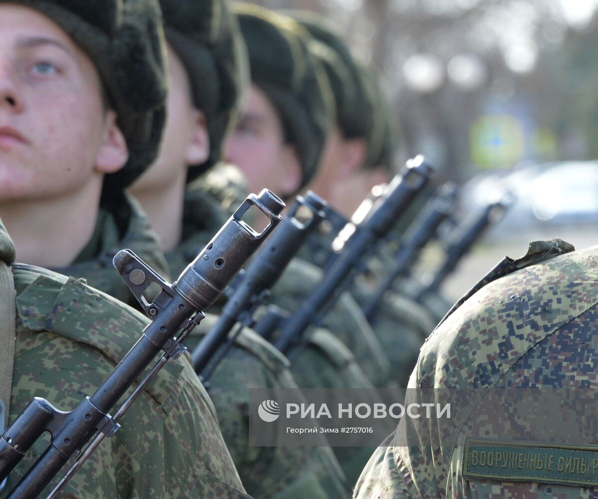 Торжественная церемония вручения Боевого знамени батальону железнодорожных войск ЮВО