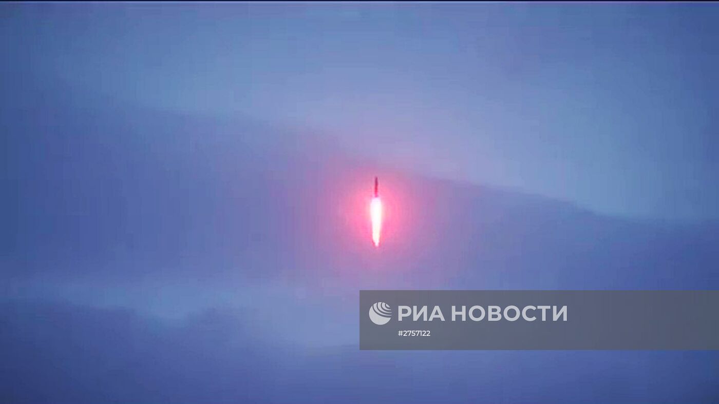 Пуск МБР "Синева" РПКСН "Верхотурье" из подводного положения