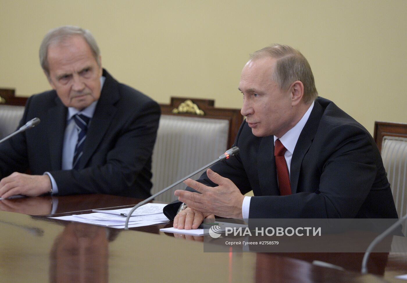 Рабочая поездка президента РФ В.Путина в Северо-Западный федеральный округ
