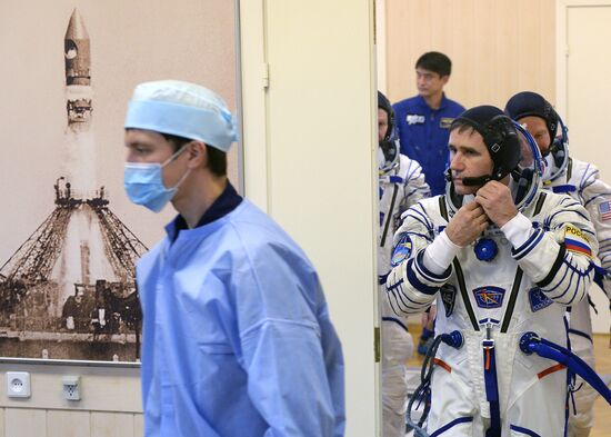 Старт космического корабля "Союз ТМА-19М" с космодрома Байконур