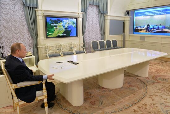 Президент РФ В.Путин в режиме видеоконференции принял участие в запусе второй очереди энергомоста в Крым