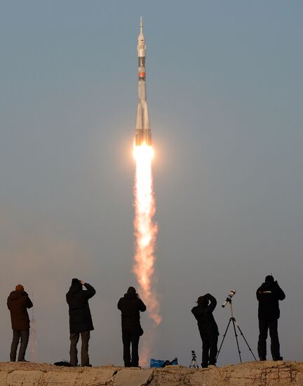 Старт космического корабля "Союз ТМА-19М" с космодрома Байконур