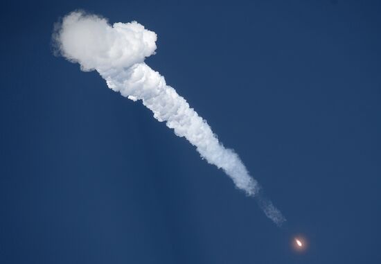 Старт космического корабля "Союз ТМА-19М" с космодрома Байконур