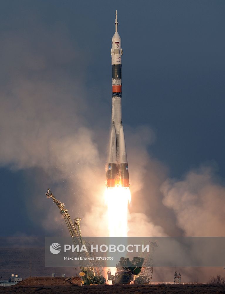 Старт космического корабля "Союз ТМА-19М" с космодрома Байконур