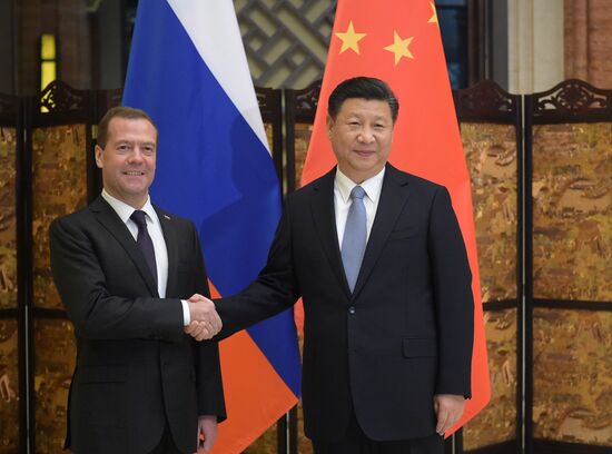 Премьер-министр РФ Д.Медведев принял участие в совете глав правительств стран ШОС