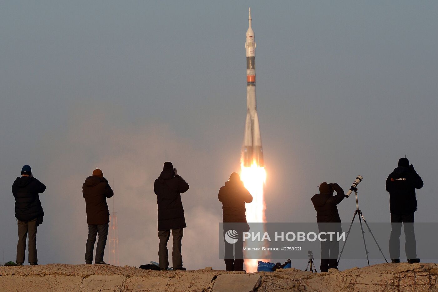 Старт космического корабля "Союз ТМА-19М" с космодрома Байконур