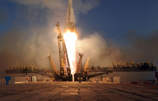 Старт космического корабля "Союз ТМА-19М" с космодрома Байконур