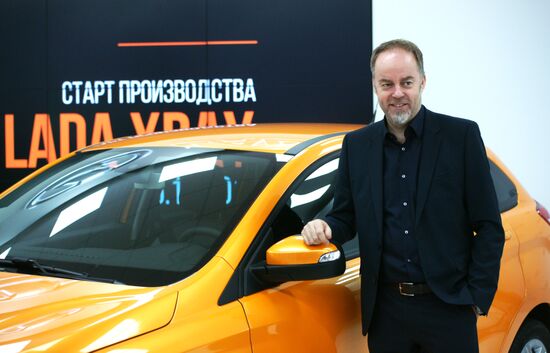 Запуск производства новой модели АвтоВАЗа LADA X-Ray в Самаре