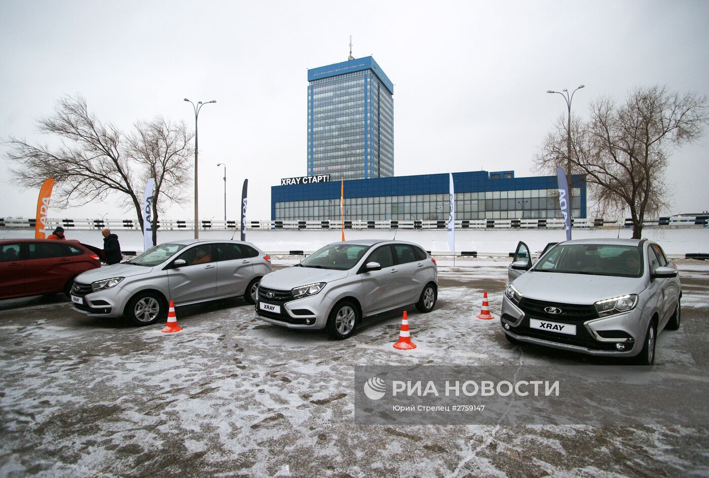 Запуск производства новой модели АвтоВАЗа LADA X-Ray в Самаре