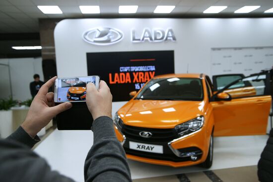 Запуск производства новой модели АвтоВАЗа LADA X-Ray в Самаре