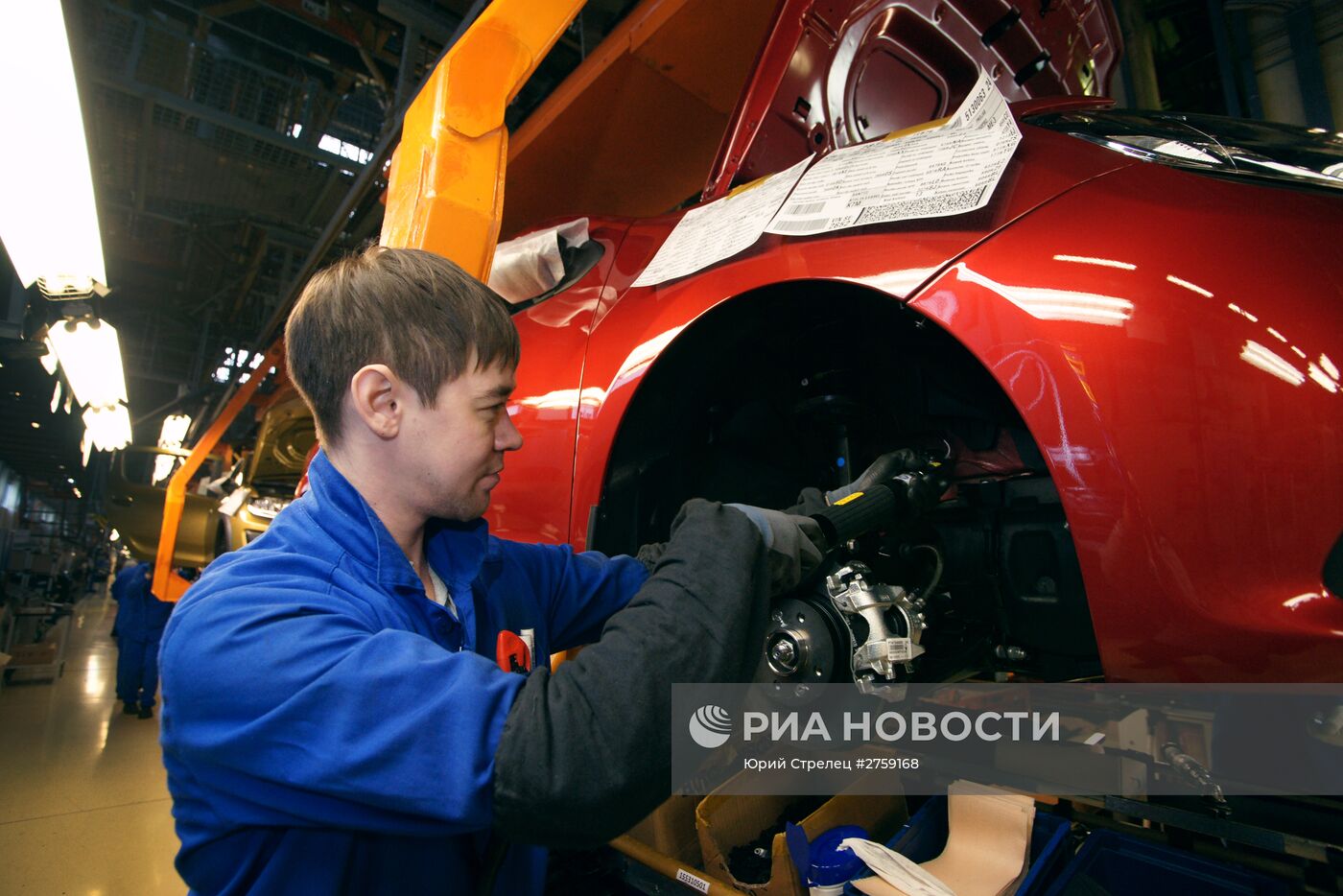 Запуск производства новой модели АвтоВАЗа LADA X-Ray в Самаре