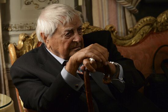 Юрий Любимов