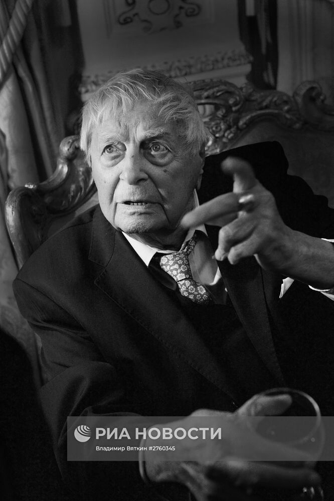 Юрий Любимов