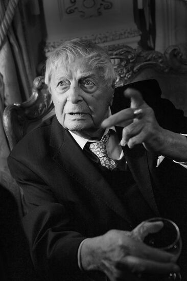 Юрий Любимов