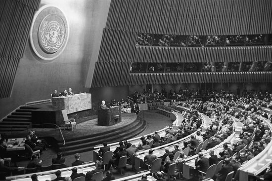 Выступление Н.Хрущева на Генассамблее ООН
