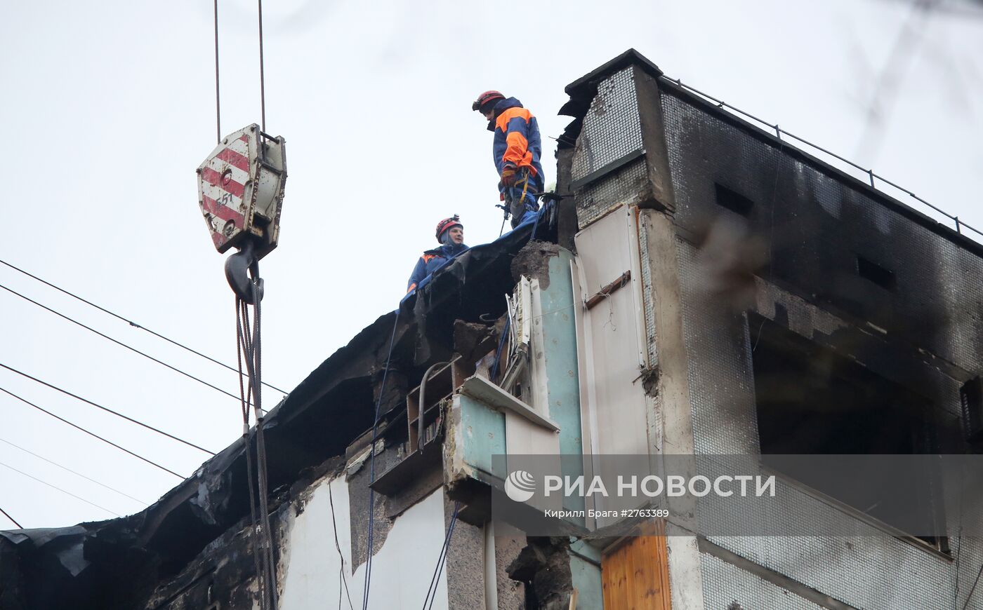 Последствия взрыва газа в жилом доме в Волгограде