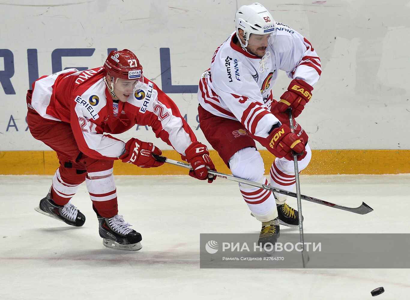 Хоккей. КХЛ. Матч "Спартак" - "Йокерит"
