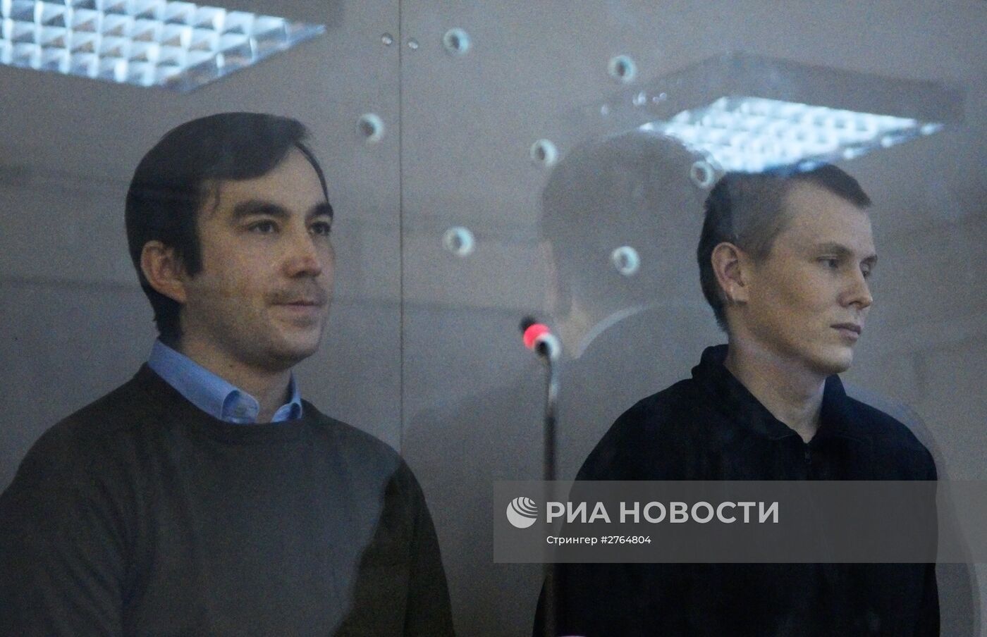 Заседание суда по делу Е. Ерофеева и А. Александрова в Киеве