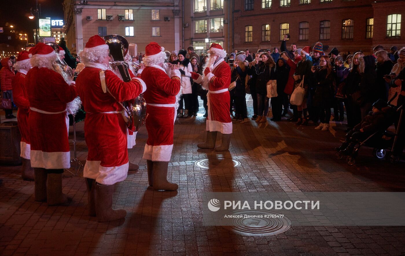 Новогодний автобус с Дедами Морозами в Санкт-Петербурге