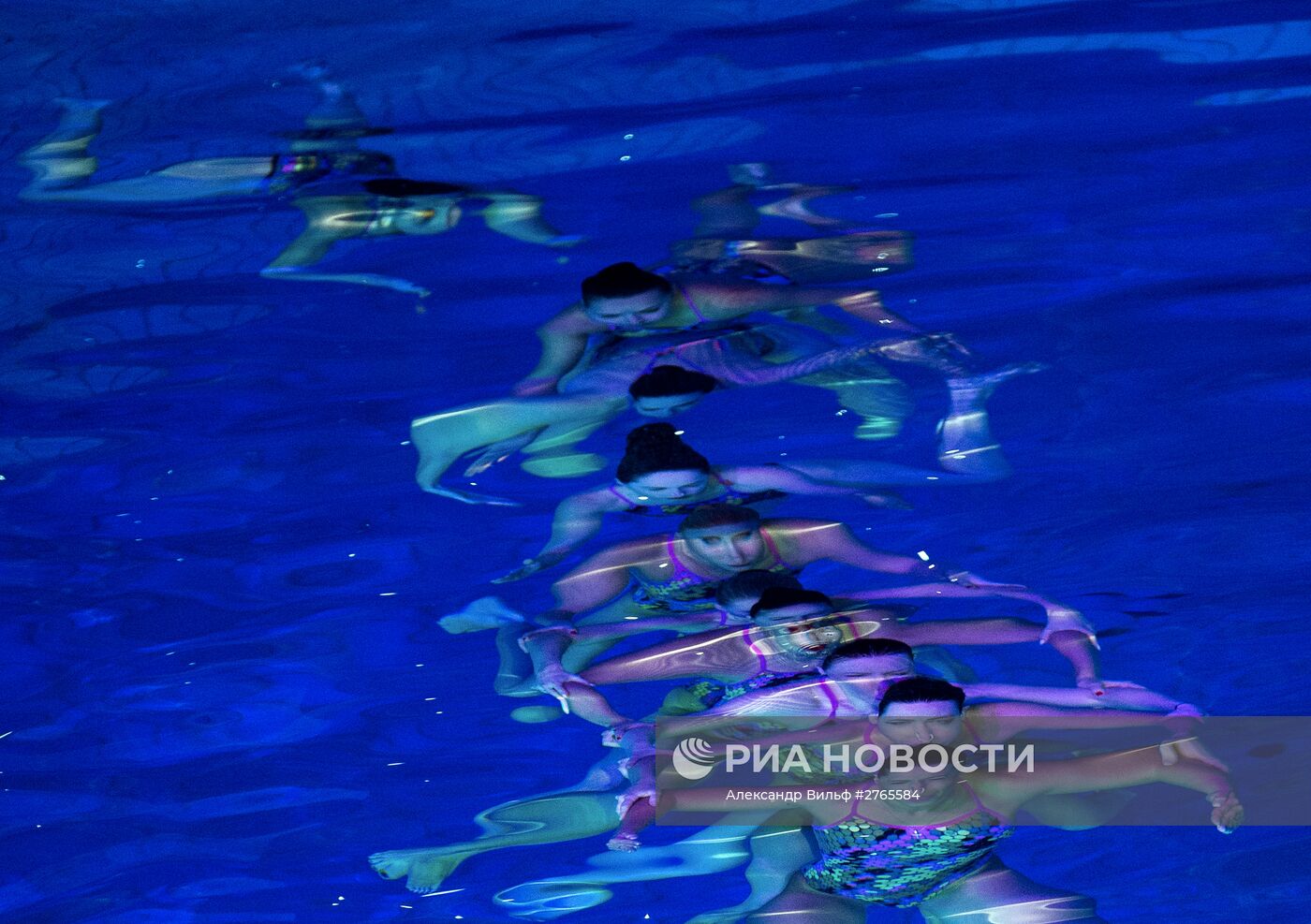 Шоу Олимпийских чемпионов по синхронному плаванию