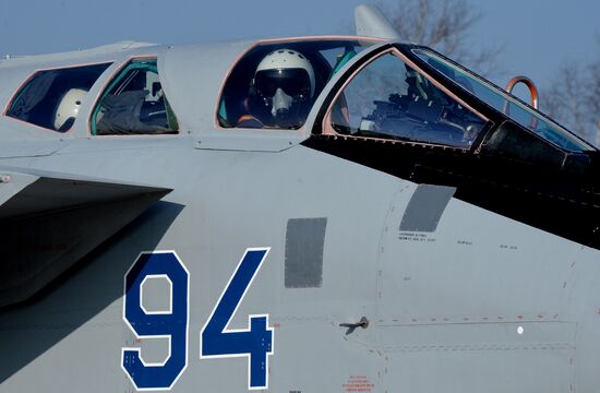 Авиаполк в Приморье получил три модернизированных самолета МиГ-31 БМ