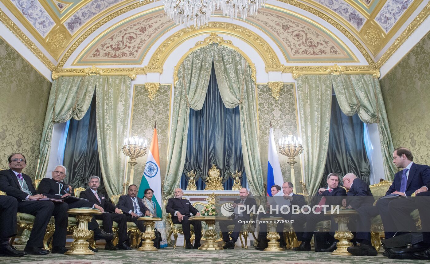 Встреча президента РФ В. Путина с премьер-министром Индии Н. Мод