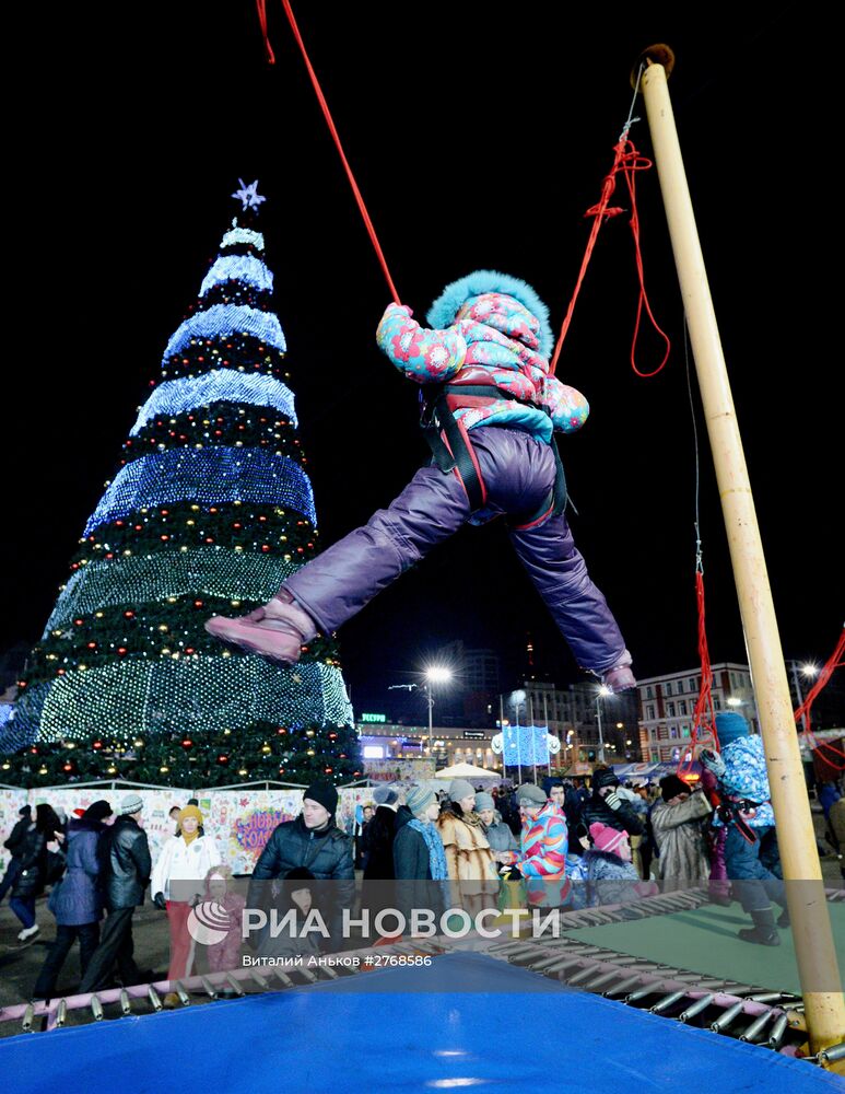 Празднование Нового года в городах России