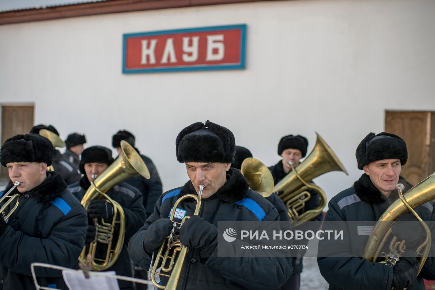 Хоккей в исправительной колонии Омска