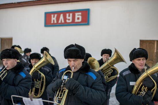 Хоккей в исправительной колонии Омска