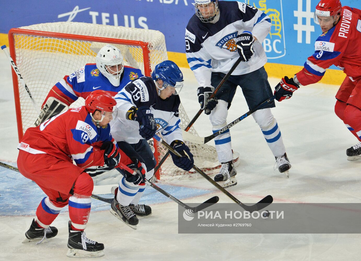 Хоккей. Молодежный чемпионат мира. Матч Россия - Финляндия