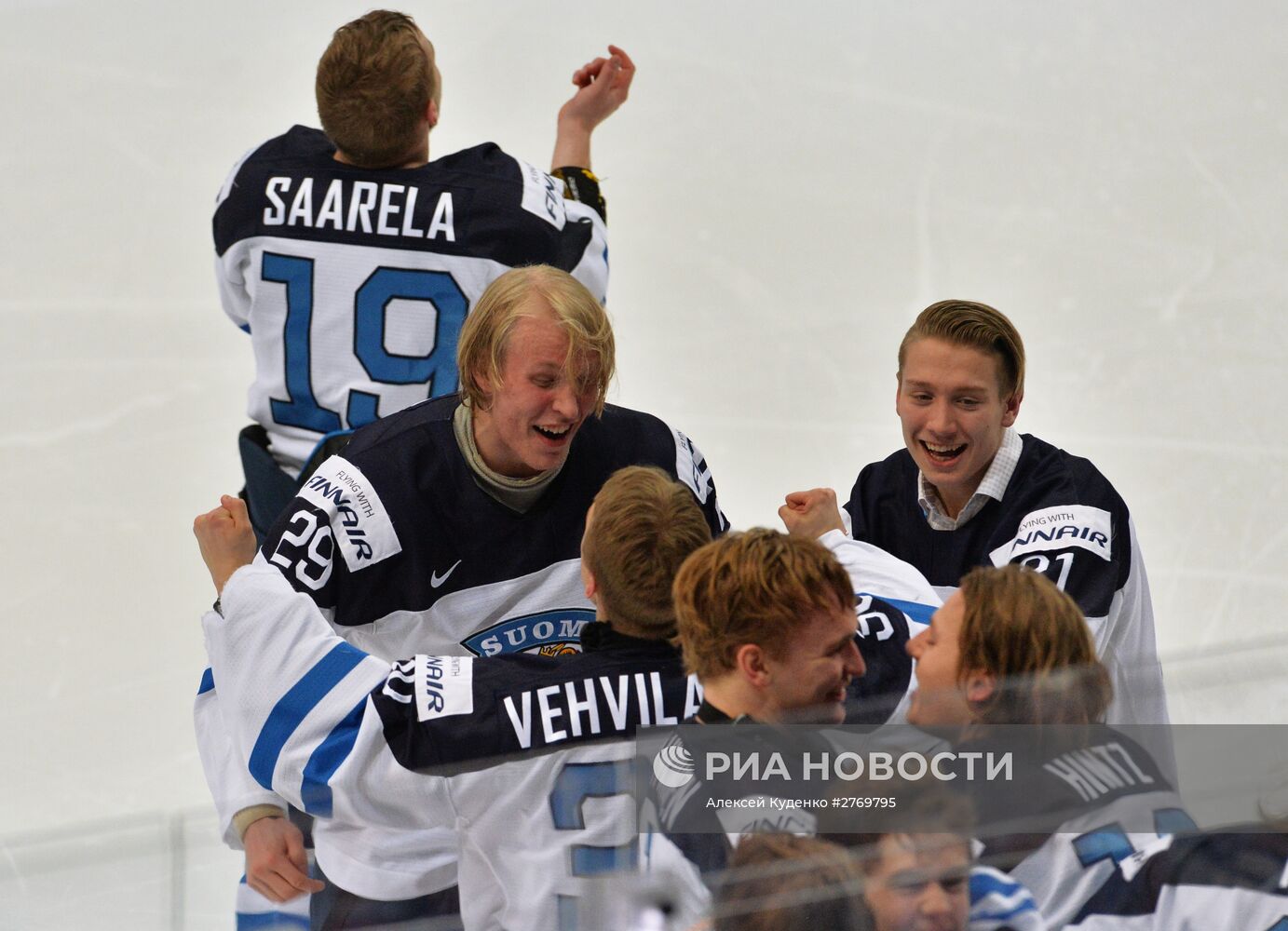 Хоккей. Молодежный чемпионат мира. Матч Россия - Финляндия
