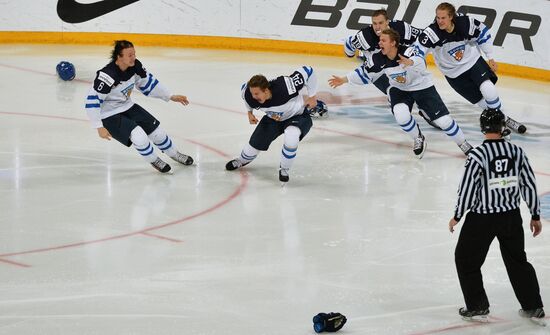 Хоккей. Молодежный чемпионат мира. Матч Россия - Финляндия