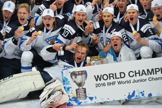 Хоккей. Молодежный чемпионат мира. Матч Россия - Финляндия