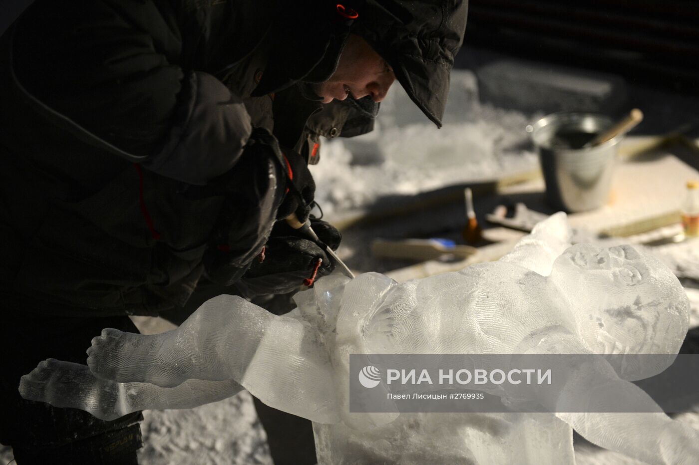 Рождественский фестиваль ледовой скульптуры "Вифлеемская звезда" в Екатеринбурге