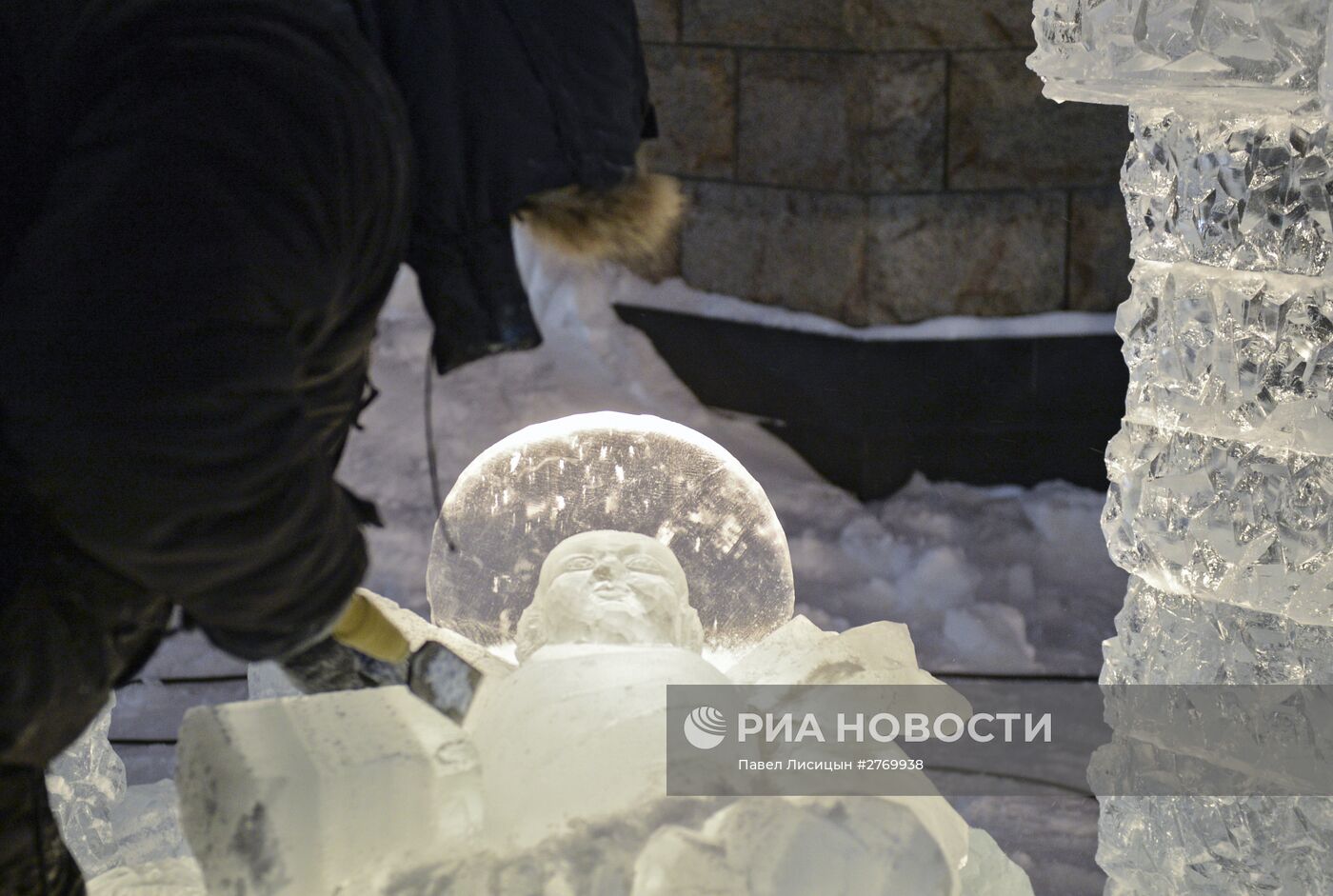 Рождественский фестиваль ледовой скульптуры "Вифлеемская звезда" в Екатеринбурге