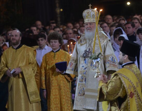 Рождественское богослужение в храме Христа Спасителя