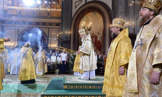 Рождественское богослужение в храме Христа Спасителя