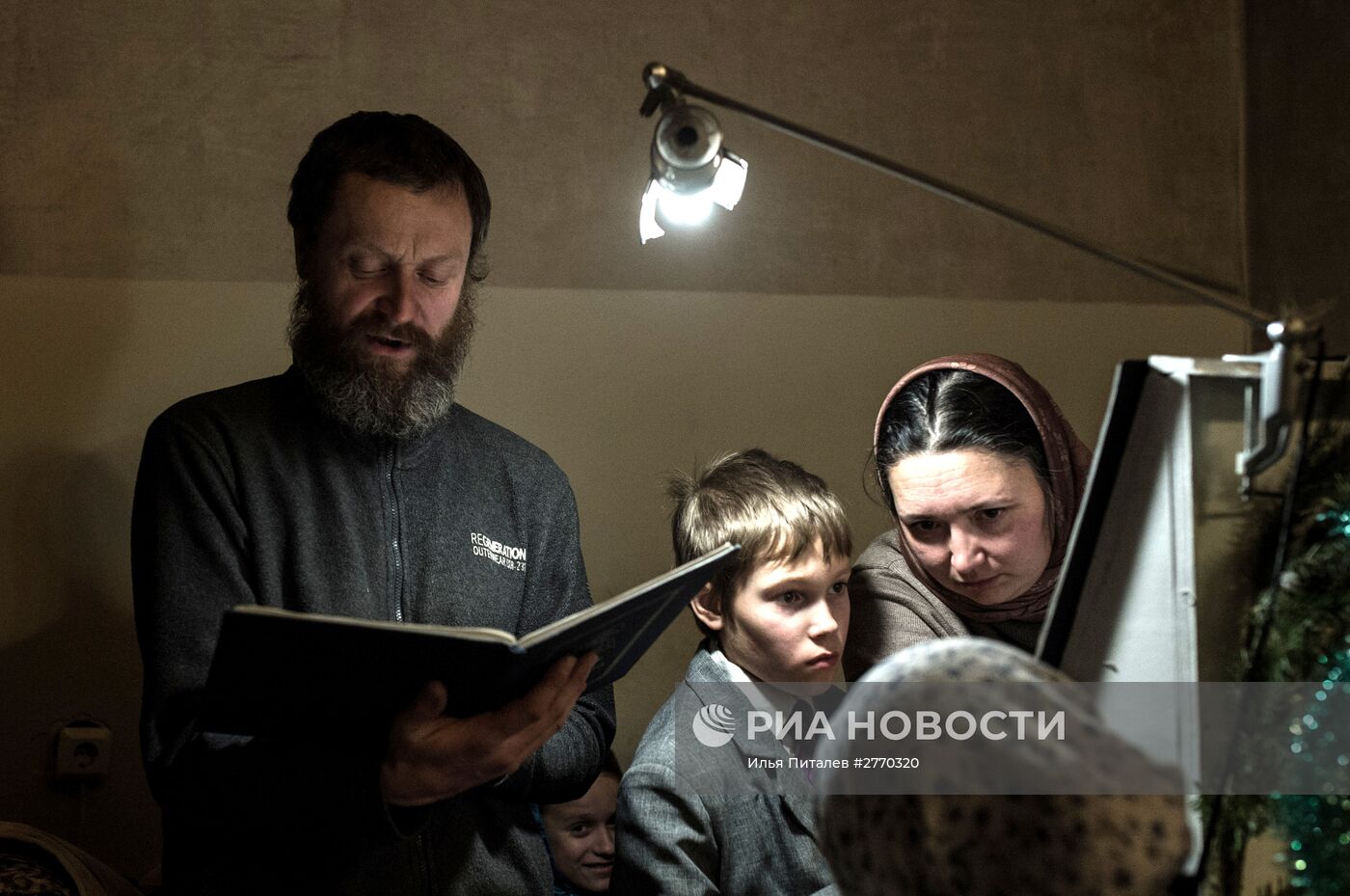 Рождественская служба в Храме Владимирской иконы Божьей Матери в селе Давыдово