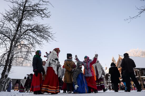 Праздник "Святки в Витославлицах"